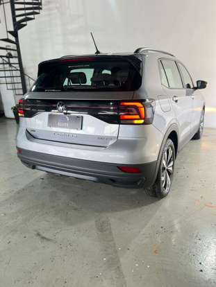 VOLKSWAGEN-T-CROSS-2023