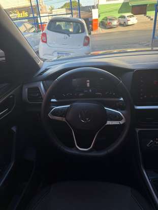 VOLKSWAGEN-T-CROSS-2024