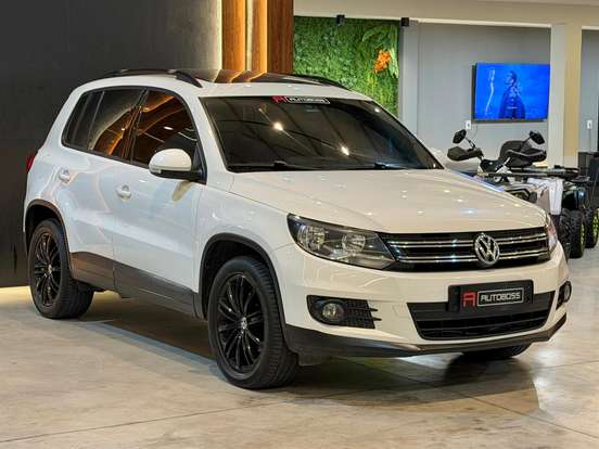 VOLKSWAGEN-TIGUAN-1.4 TSI 16V TURBO GASOLINA 4P DSG VOLKSWAGEN-TIGUAN-2016