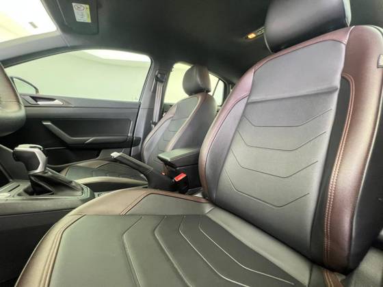 /en/city/cate-car-used-car/volkswagen-virtus-2025-1-0-200-tsi-highline-automatic-48410552274388992/-15