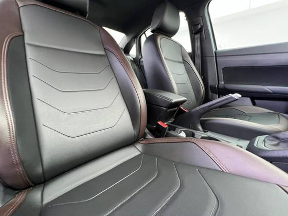 /en/city/cate-car-used-car/volkswagen-virtus-2025-1-0-200-tsi-highline-automatic-48410552274388992/-16