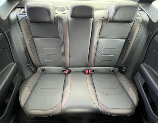 /en/city/cate-car-used-car/volkswagen-virtus-2025-1-0-200-tsi-highline-automatic-48410552274388992/-18