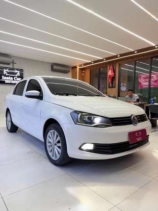 VOLKSWAGEN-VOYAGE-2014