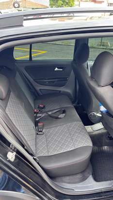 VOLKSWAGEN-FOX-2019