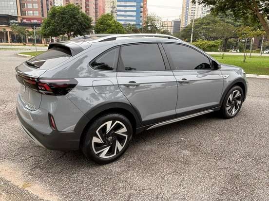 VOLKSWAGEN-NIVUS-1.0 200 TSI TOTAL FLEX HIGHLINE AUTOMÁTICO VOLKSWAGEN-NIVUS-2025