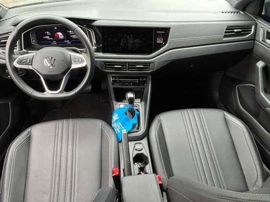 VOLKSWAGEN-NIVUS-1.0 200 TSI TOTAL FLEX HIGHLINE AUTOMÁTICO VOLKSWAGEN-NIVUS-2025