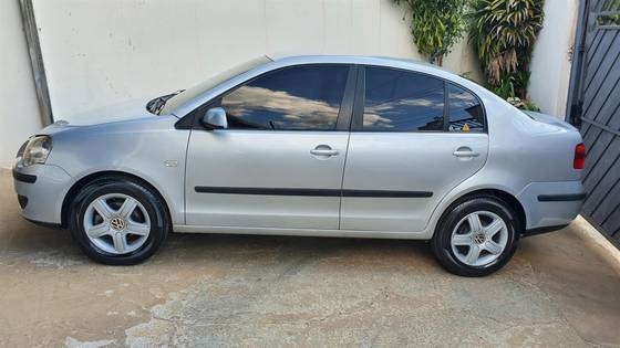 VOLKSWAGEN POLO SEDAN 1.6 MI 8V FLEX 4P MANUAL