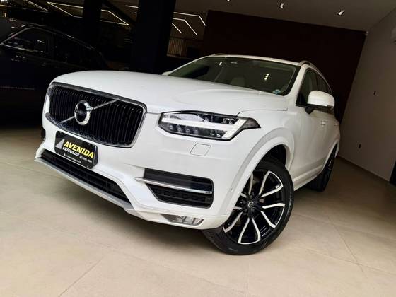 VOLVO XC90 2.0 D5 DIESEL MOMENTUM AWD GEARTRONIC