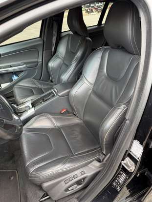 VOLVO-V60-2014