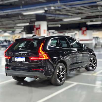 VOLVO-XC60-2019