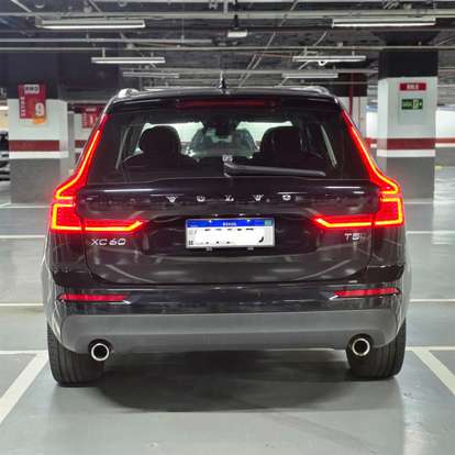 VOLVO-XC60-2019