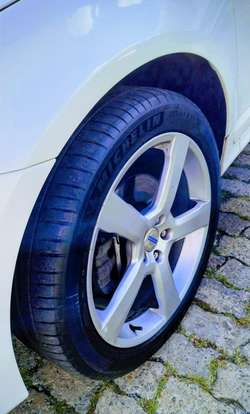 VOLVO-XC60-2.0 T5 R DESIGN TURBO GASOLINA 4P AUTOMÁTICO VOLVO-XC60-2015