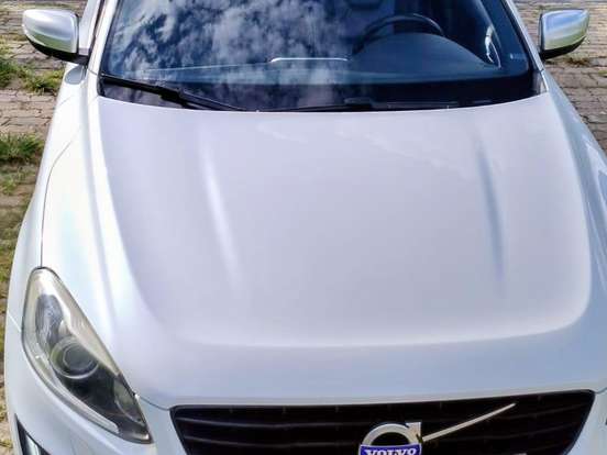 VOLVO-XC60-2.0 T5 R DESIGN TURBO GASOLINA 4P AUTOMÁTICO VOLVO-XC60-2015