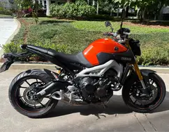 YAMAHA MT-09 YAMAHA MT-09