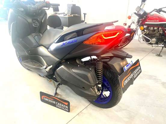 YAMAHA-XMAX ABS-2022