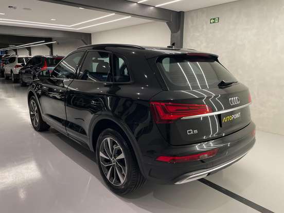 AUDI-Q5-2.0 45 TFSI GASOLINA PRESTIGE QUATTRO S TRONIC AUDI-Q5-2021
