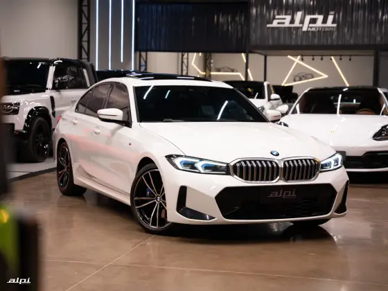 BMW 320i 2.0 16V TURBO FLEX M SPORT AUTOMÁTICO BMW 320i 2.0 16V TURBO FLEX M SPORT AUTOMÁTICO