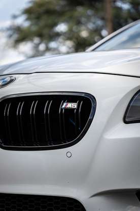BMW-M5-4.4 V8 32V GASOLINA 4P AUTOMÁTICO BMW-M5-2012