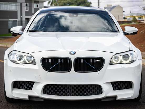 BMW-M5-4.4 V8 32V GASOLINA 4P AUTOMÁTICO BMW-M5-2012