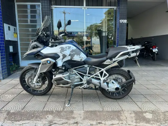 BMW R 1200 GS BMW R 1200 GS