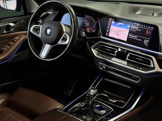 BMW-X7-4.4 V8 GASOLINA M SPORT XDRIVE50I STEPTRONIC BMW-X7-2019