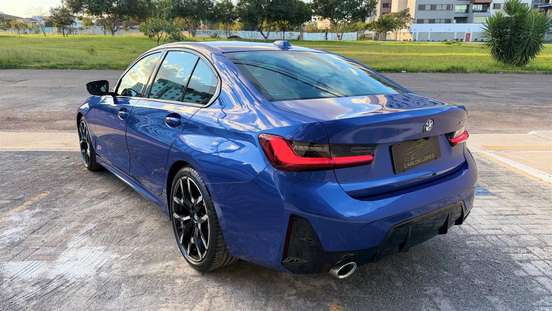 BMW-320i-2025