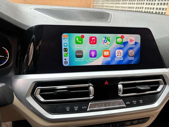 BMW-320i-2019