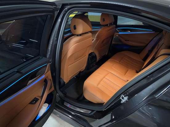 BMW-530e-2.0 16V TWINPOWER HÍBRIDO M SPORT AUTOMÁTICO BMW-530e-2020
