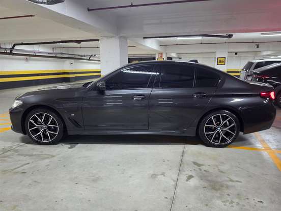 BMW-530e-2.0 16V TWINPOWER HÍBRIDO M SPORT AUTOMÁTICO BMW-530e-2020