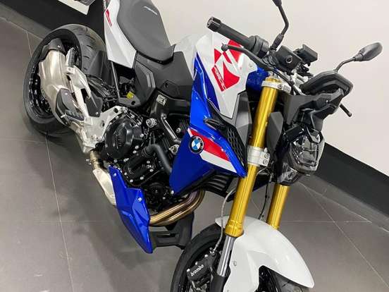 BMW-F 900 R SPORT PLUS BMW-F 900 R SPORT PLUS-2024