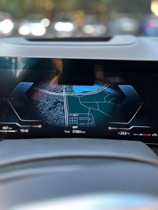 BMW-X7-2025