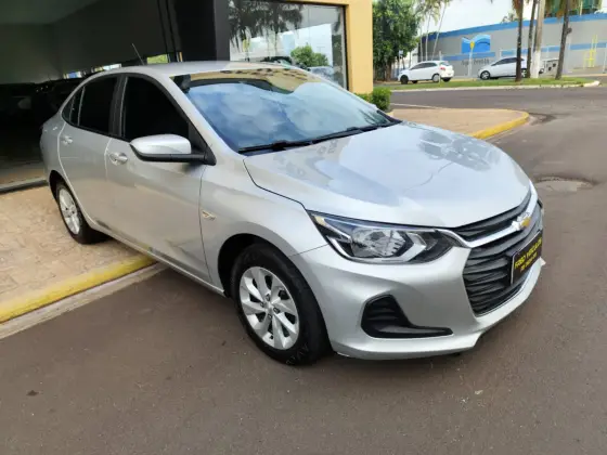 CHEVROLET ONIX 1.0 TURBO FLEX PLUS LT AUTOMÁTICO CHEVROLET ONIX 1.0 TURBO FLEX PLUS LT AUTOMÁTICO