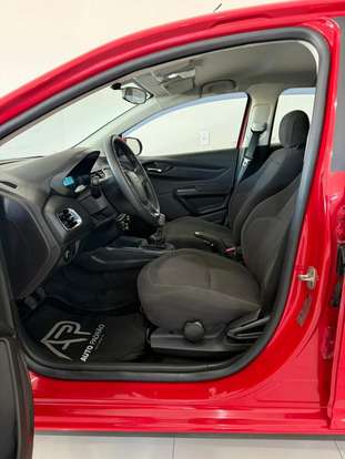 CHEVROLET-ONIX-2015