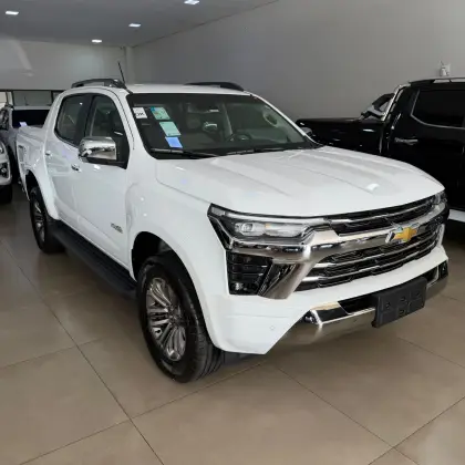 CHEVROLET S10 2.8 16V TURBO DIESEL HIGH COUNTRY CD 4X4 AUTOMÁTICO CHEVROLET S10 2.8 16V TURBO DIESEL HIGH COUNTRY CD 4X4 AUTOMÁTICO