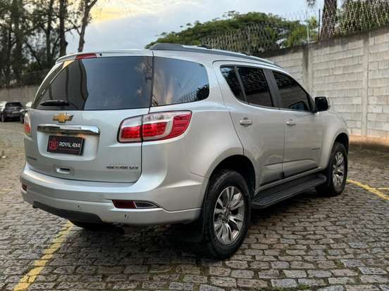 CHEVROLET-TRAILBLAZER-2019