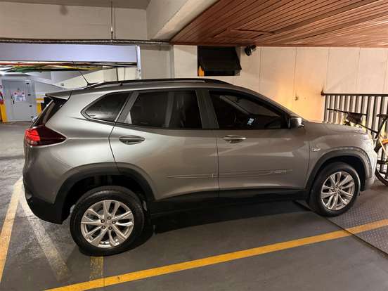 CHEVROLET-TRACKER-2023