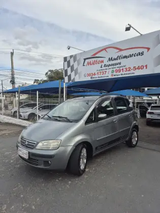 FIAT IDEA 1.4 MPI ELX 8V FLEX 4P MANUAL FIAT IDEA 1.4 MPI ELX 8V FLEX 4P MANUAL
