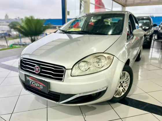 FIAT LINEA 1.8 ESSENCE 16V FLEX 4P AUTOMATIZADO