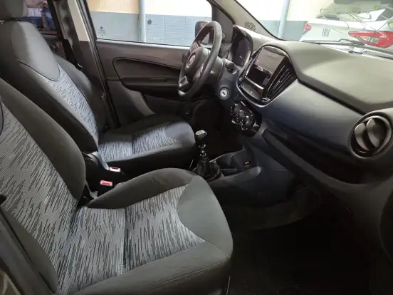 FIAT-UNO-1.0 EVO ATTRACTIVE 8V FLEX 4P MANUAL FIAT-UNO-2014