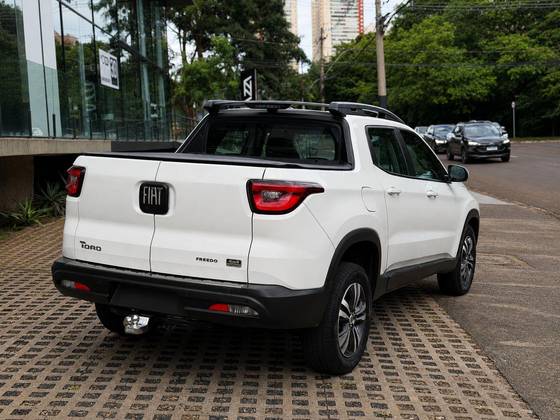 FIAT TORO 2.0 16V TURBO DIESEL FREEDOM 4WD AT9