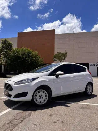 FORD FIESTA 1.6 SE HATCH 16V FLEX 4P MANUAL FORD FIESTA 1.6 SE HATCH 16V FLEX 4P MANUAL