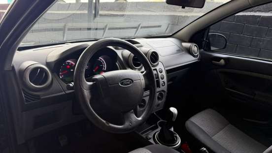 FORD-FIESTA-2014