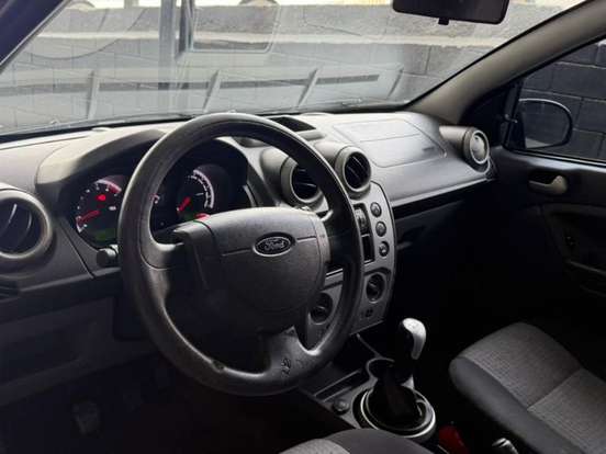 FORD-FIESTA-1.6 ROCAM SE SEDAN 8V FLEX 4P MANUAL FORD-FIESTA-2014