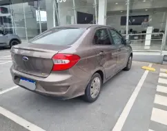 FORD KA 1.5 TI-VCT FLEX SE SEDAN AUTOMÁTICO FORD KA 1.5 TI-VCT FLEX SE SEDAN AUTOMÁTICO