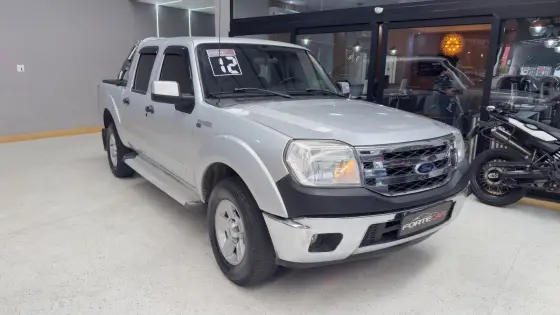 FORD RANGER 2.3 XLT 16V 4X2 CD GASOLINA 4P MANUAL