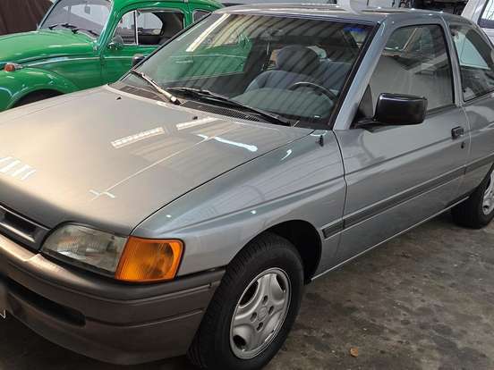 FORD-ESCORT-1.8 I GL 8V GASOLINA 2P MANUAL FORD-ESCORT-1994
