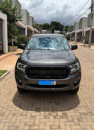 FORD RANGER 2.2 XLS 4X4 CD 16V DIESEL 4P AUTOMÁTICO