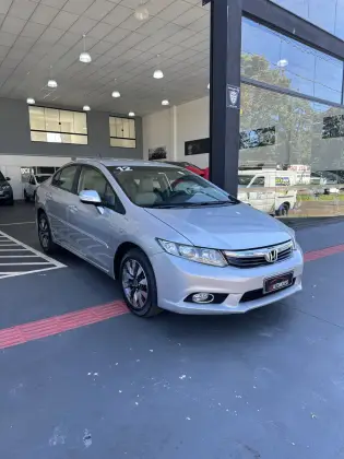 HONDA CIVIC 1.8 LXL 16V FLEX 4P MANUAL HONDA CIVIC 1.8 LXL 16V FLEX 4P MANUAL
