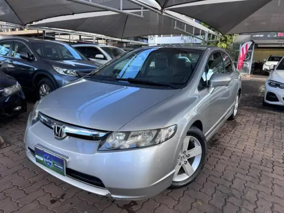 HONDA CIVIC 1.8 LXS 16V GASOLINA 4P AUTOMÁTICO HONDA CIVIC 1.8 LXS 16V GASOLINA 4P AUTOMÁTICO