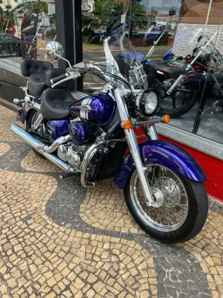 HONDA SHADOW 750 